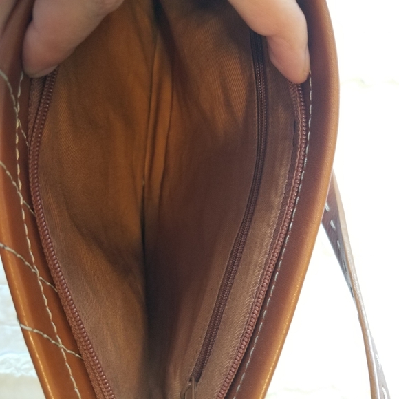 GAP 100% Genuine Leather Bag Brandy Brown EUC - Picture 5 of 16